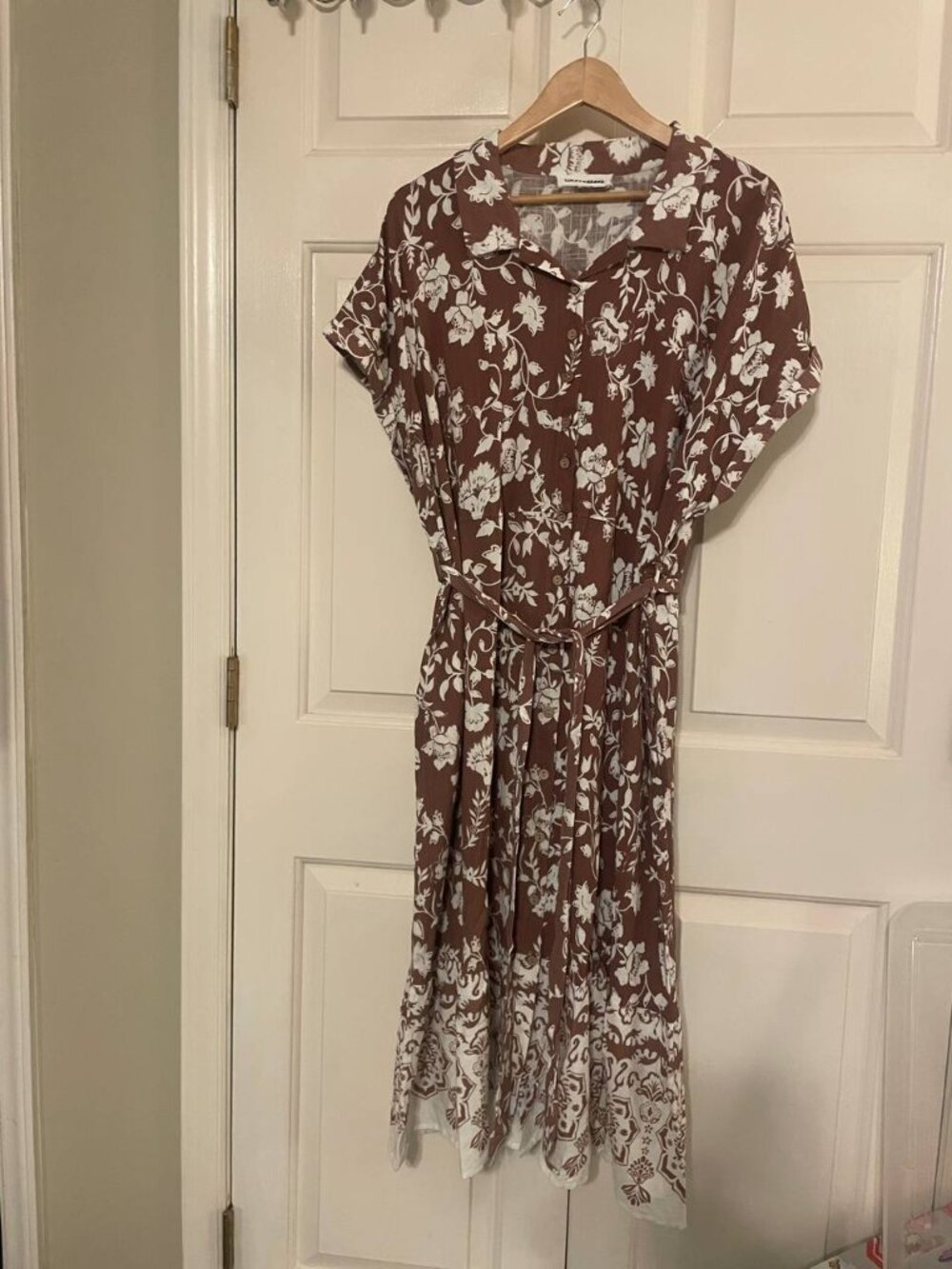 Embrace Boho Chic: Lucky Brand 2X Floral Button Front Tie Waist Midi Dress for C - Picture 3 of 8